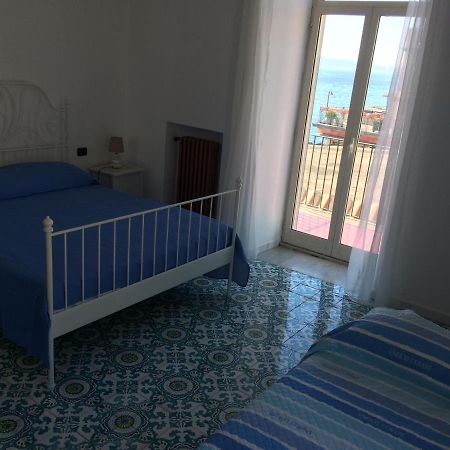The Reef House Pozzuoli Exterior foto
